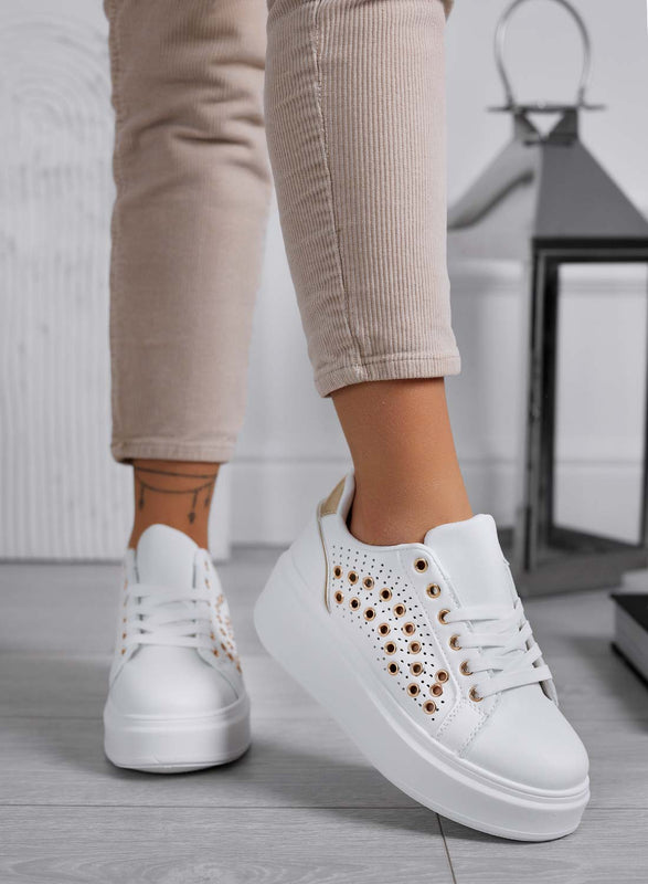 BAKER - Zapatillas blancas perforadas con ojales metálicos dorados