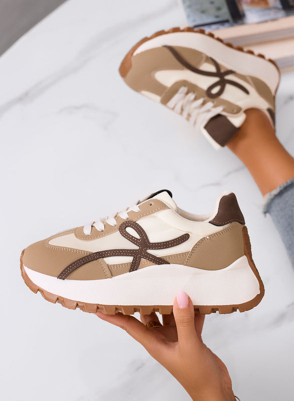 YONA - Baskets couleur boue avec détails marron et semelle épaisse
