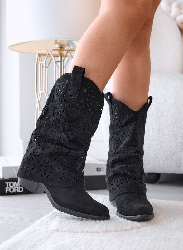 JULY - Stivaletti camperos neri scamosciati traforati con risvolto