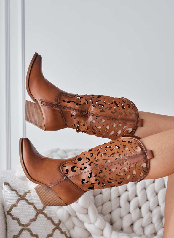 CANOSA - Bottines camperos camel ajourées