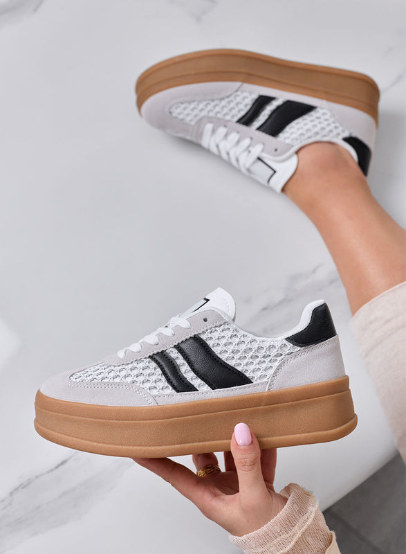 MARISOL - Sneakers grigie con inserti neri e suola in gomma