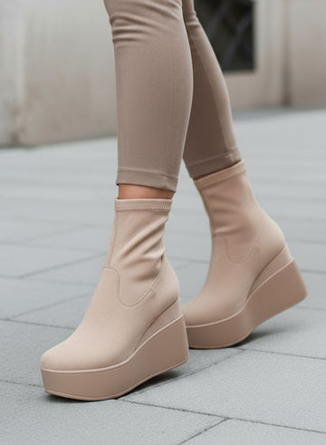 MIAA - Botines Alexoo beige de ante con cuña