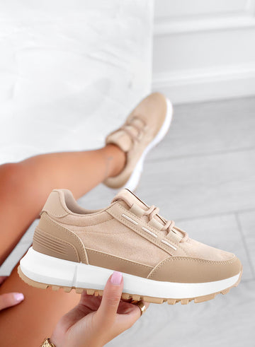 Sneakers beige in tessuto leggero