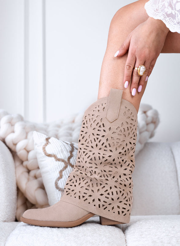 JULY - Suede perforated mud camper ankle boots with cuff