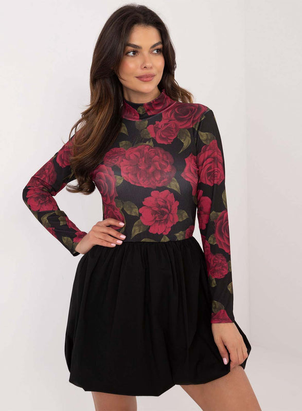 Vestido negro con estampado