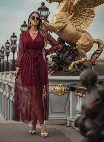 Robe longue bordeaux en voile avec paillettes