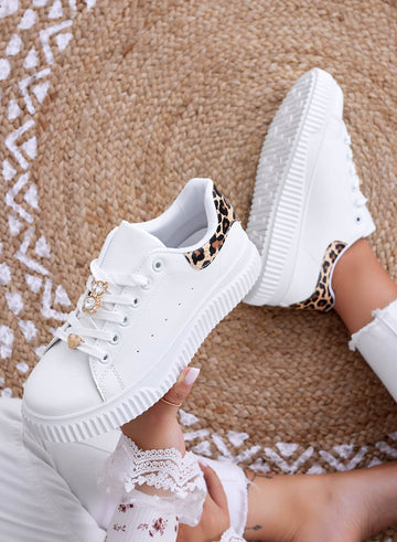 BEVERLY - White sneakers with jeweled teddy bear and leopard-print back