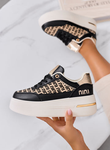 CAMILLA - Sneakers nere platform con inserti in tessuto beige