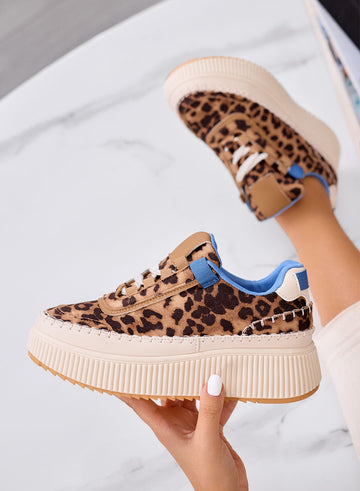 DAFNE - Zapatillas animal print con plataforma y detalles azules