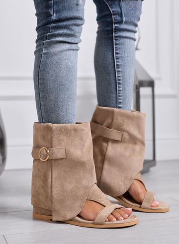 FIORALBA - Sandalias color barro con vuelta y hebilla dorada