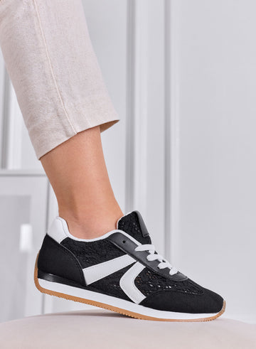 GIULIANA - Sneakers nere con pizzo e inserti bianchi