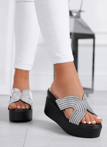 JAMES - Sandalias tipo sabot negras para mujer con cuña y strass