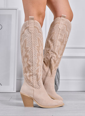 JANINE - Botas altas tejanas beige caladas con tacón medio