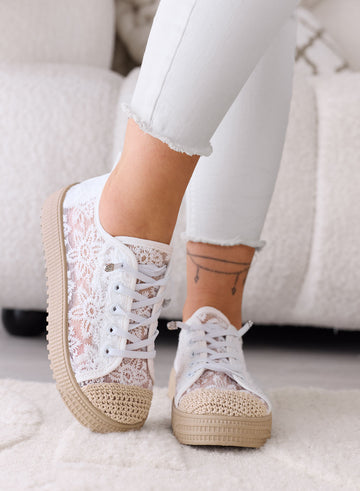 KISHA - Baskets blanches en dentelle avec effet transparent