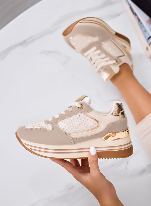 MELEK - Zapatillas beige con detalles dorados y suela plataforma