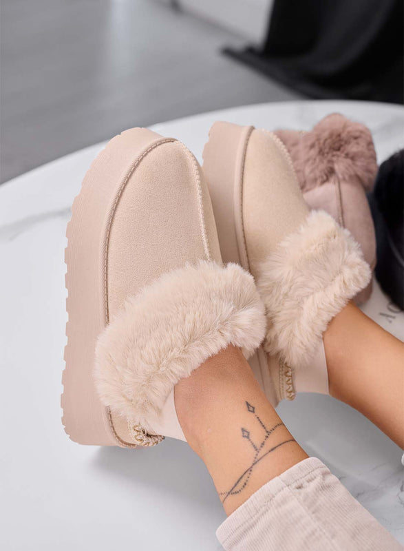 NITRA - Zapatillas beige acolchadas con pelo sintético y elástico en la parte trasera