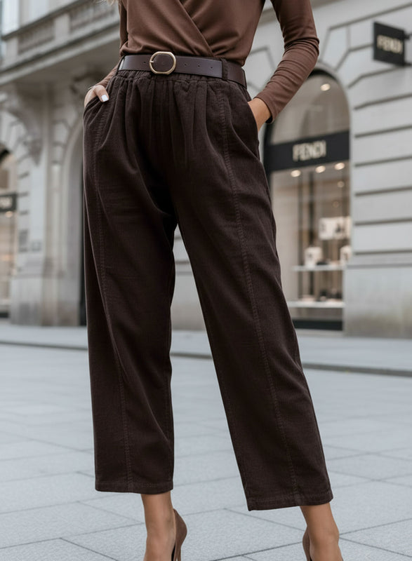 Pantalon marron à côtes avec ceinture