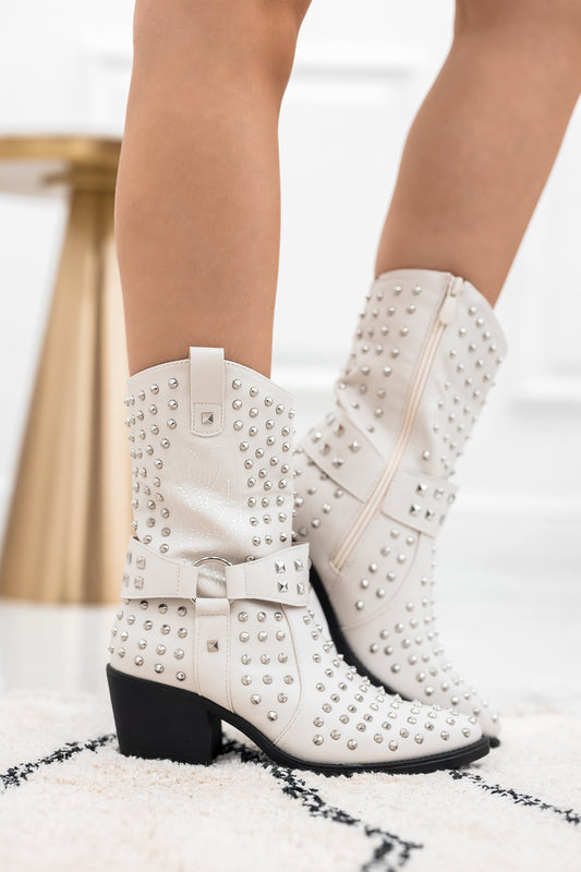 PRETTY - Botines camperos blancos con tachuelas