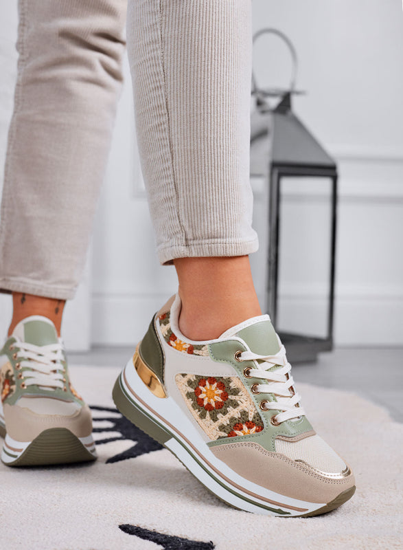 SUSY - Zapatillas verdes con insertos bordados