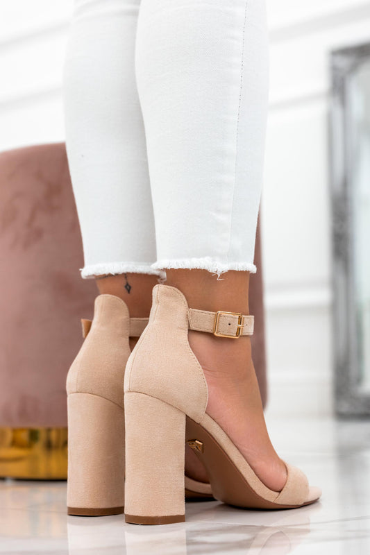 TABITHA - Sandales beiges Alexoo avec bride et talon confortable