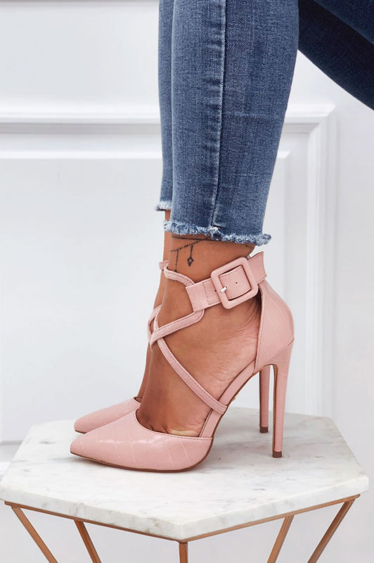 Decolletè rosa effetto coccodrillo con tacco alto