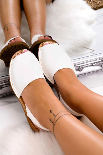 White Minorcan sandals in faux leather