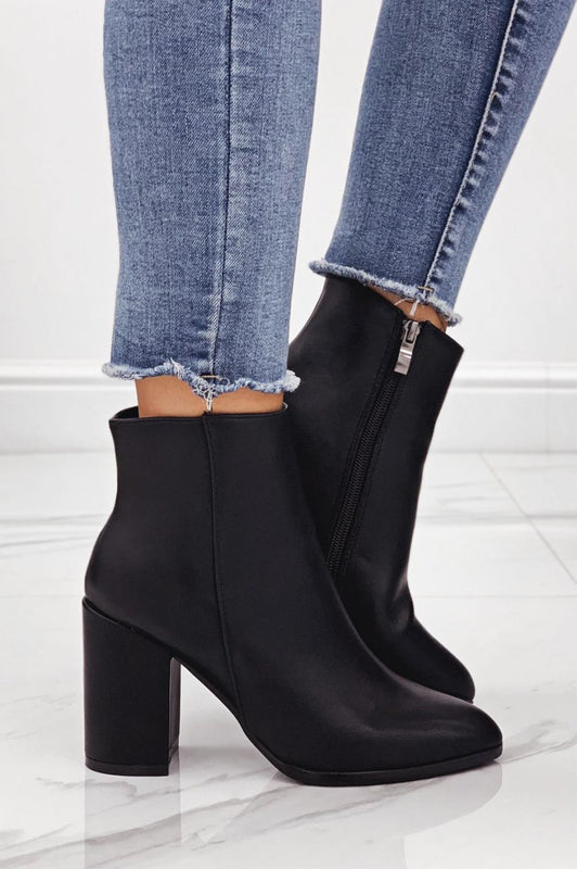 Black ankle boots in faux leather with comfortable heel