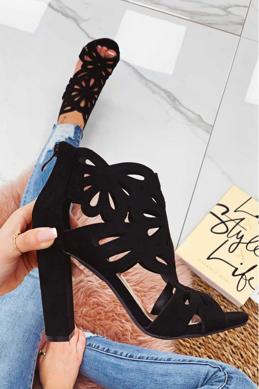 Sandales noirs ajourés à talon confortable