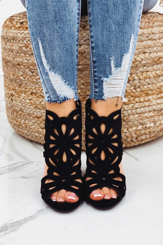 Sandales noirs ajourés à talon confortable