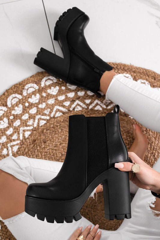 ankle boots with elastic, lug sole and black heel