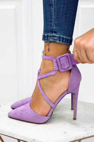 Zapatos de salón con tacón de aguja y hebilla Violeta