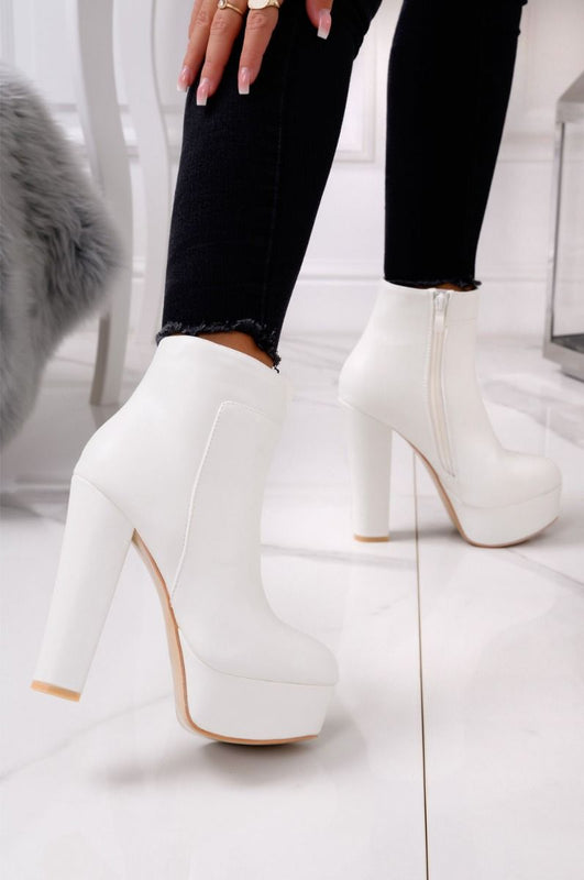 FELICIA - White ankle boots in faux leather with high heel