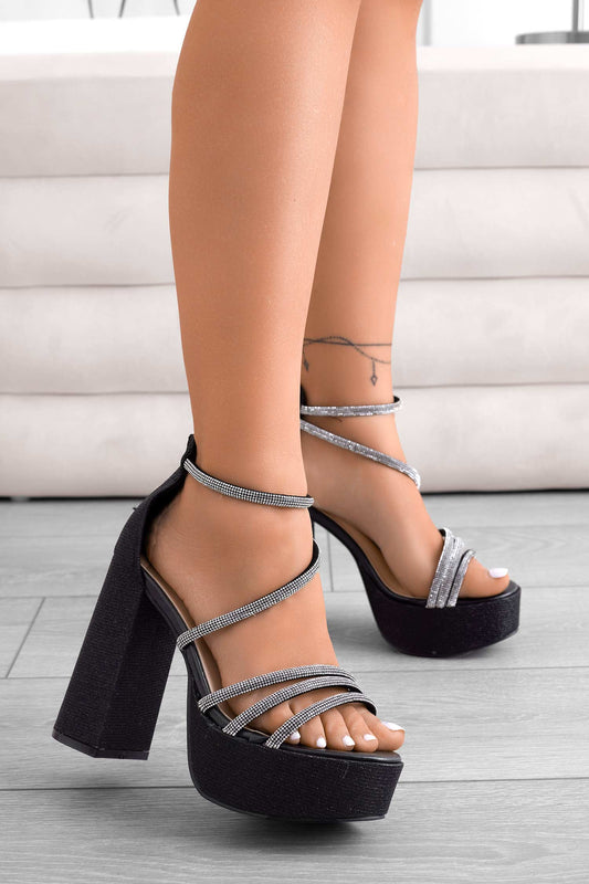 Sandalias negras con brillo y tacón alto