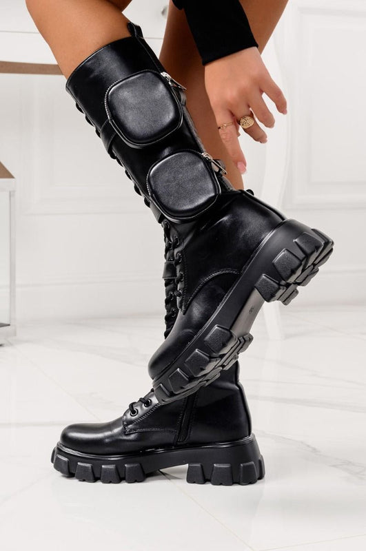 Botas anfibias negras con bolsillos