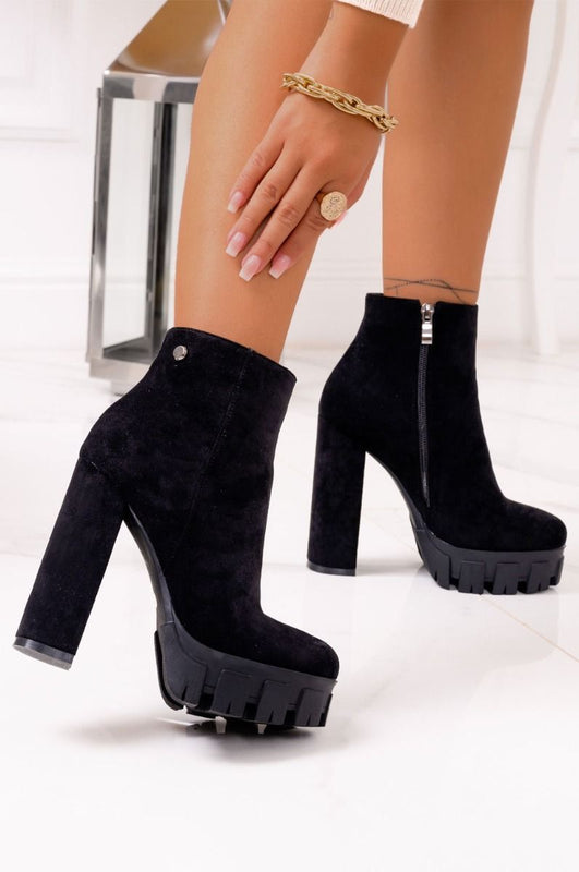 ALEX - Black suede ankle boots with high heel Silvia Gala