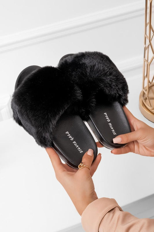 Sandali neri a ciabatta con ecopelliccia e bordo in strass