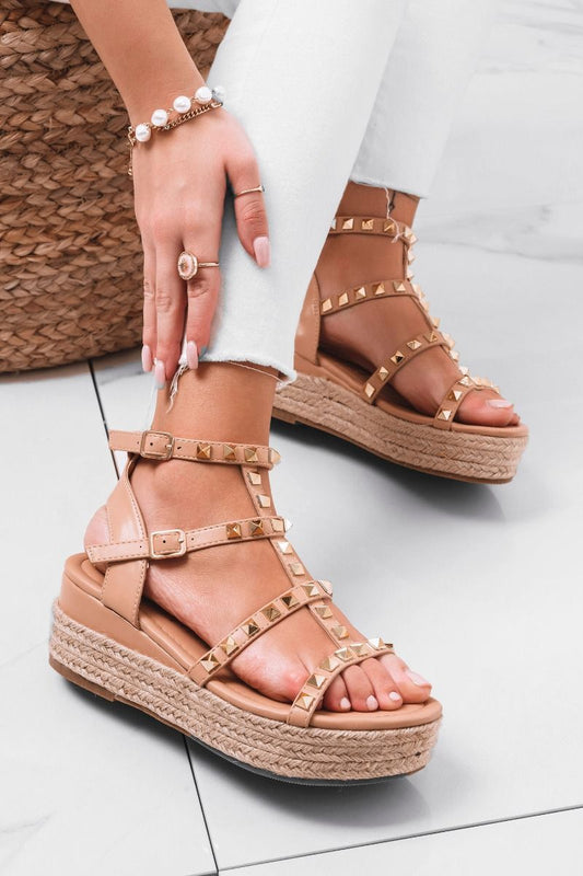 espadrille sandals with gold studs beige
