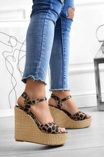DAKOTA - Alexoo leopard wedge sandals