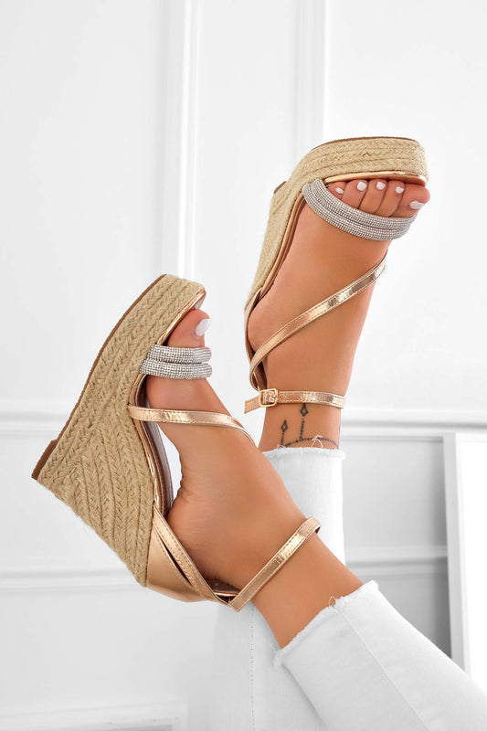 DEEP - Sandales espadrilles à talon compensé or rose et brides ornées de bijoux