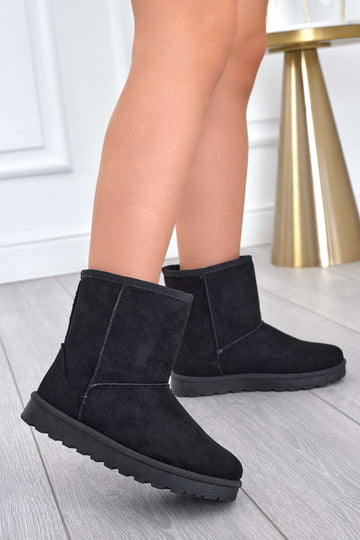 Warm padded black ankle boots